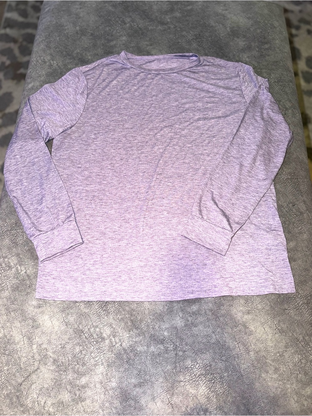 Amazon Heathered Lavender Long-Sleeve Crew Tee Large